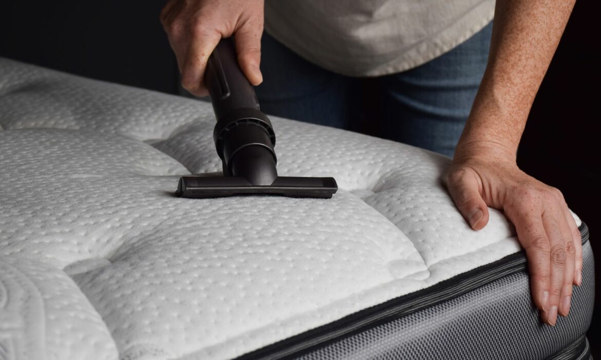 Signs Your Mattress Needs a Deep Cleaning